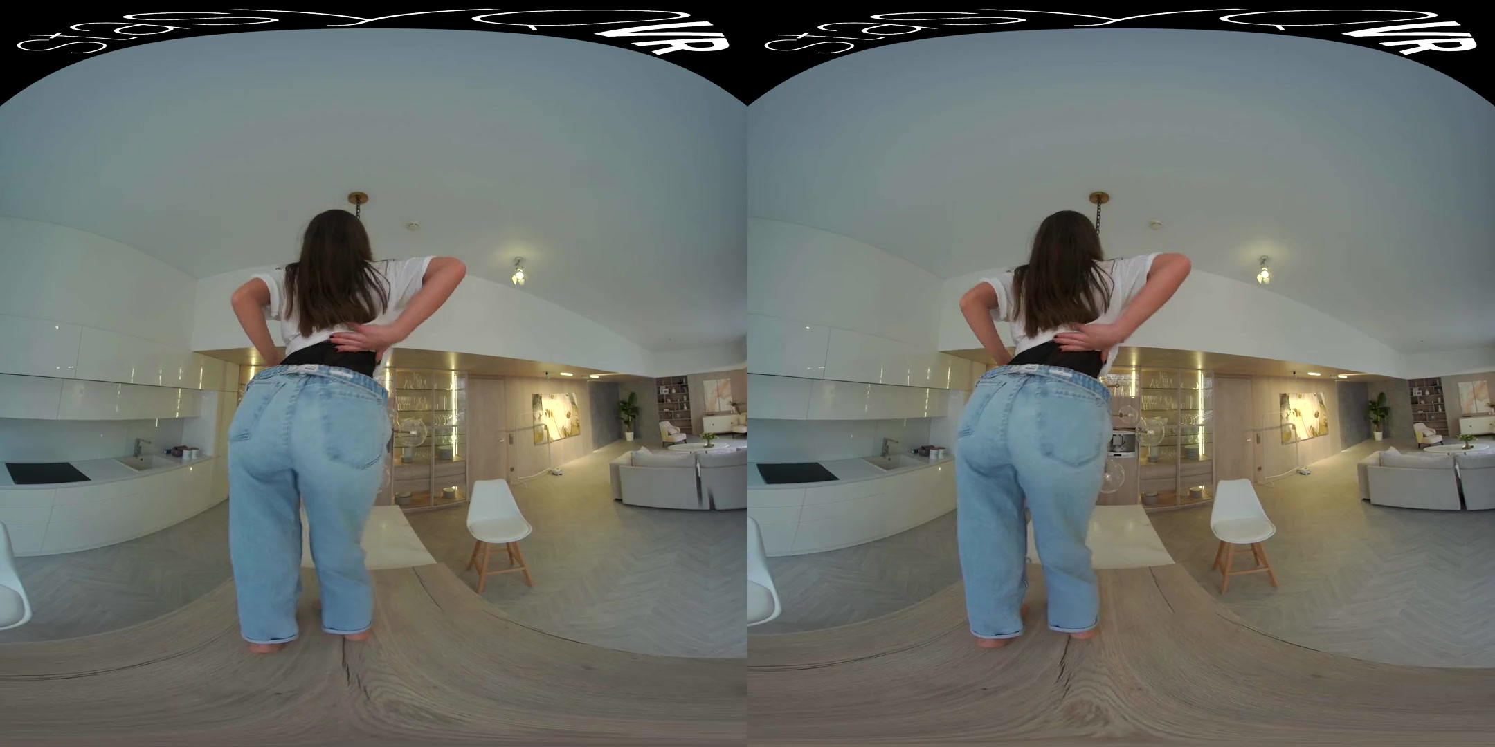 Casually Sexy - Incredible Babe Solo Striptease