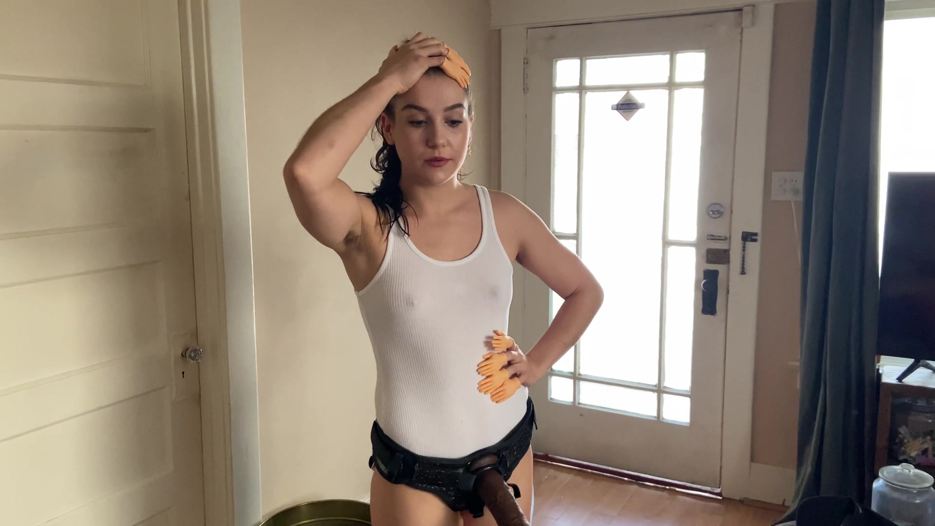 Casey Warner Needs Stress Relief - Sex Movies Featuring Peghim