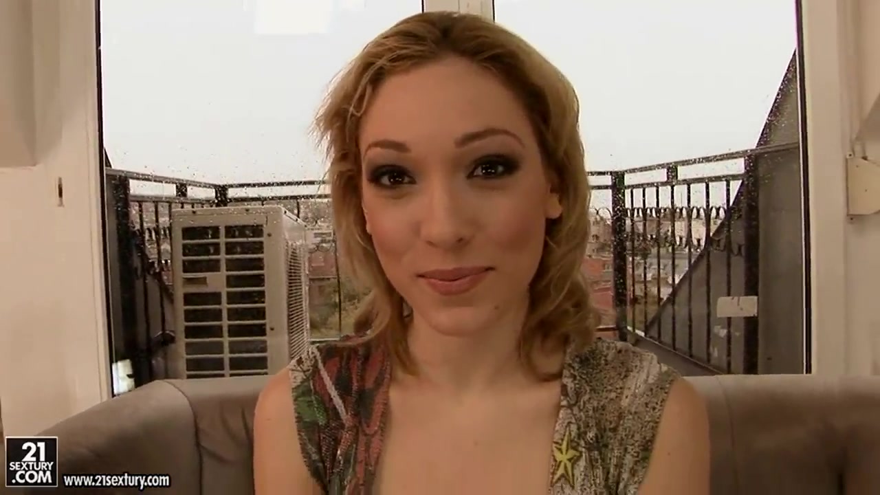 Blue Angel and Lily LaBeau in lesbo play