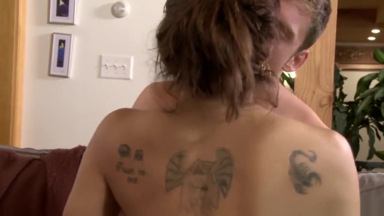 Sensual tranny cocksucking sixtynine
