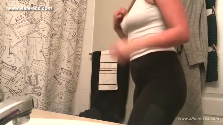 peeping blonde amateur change undies in bathroom.9