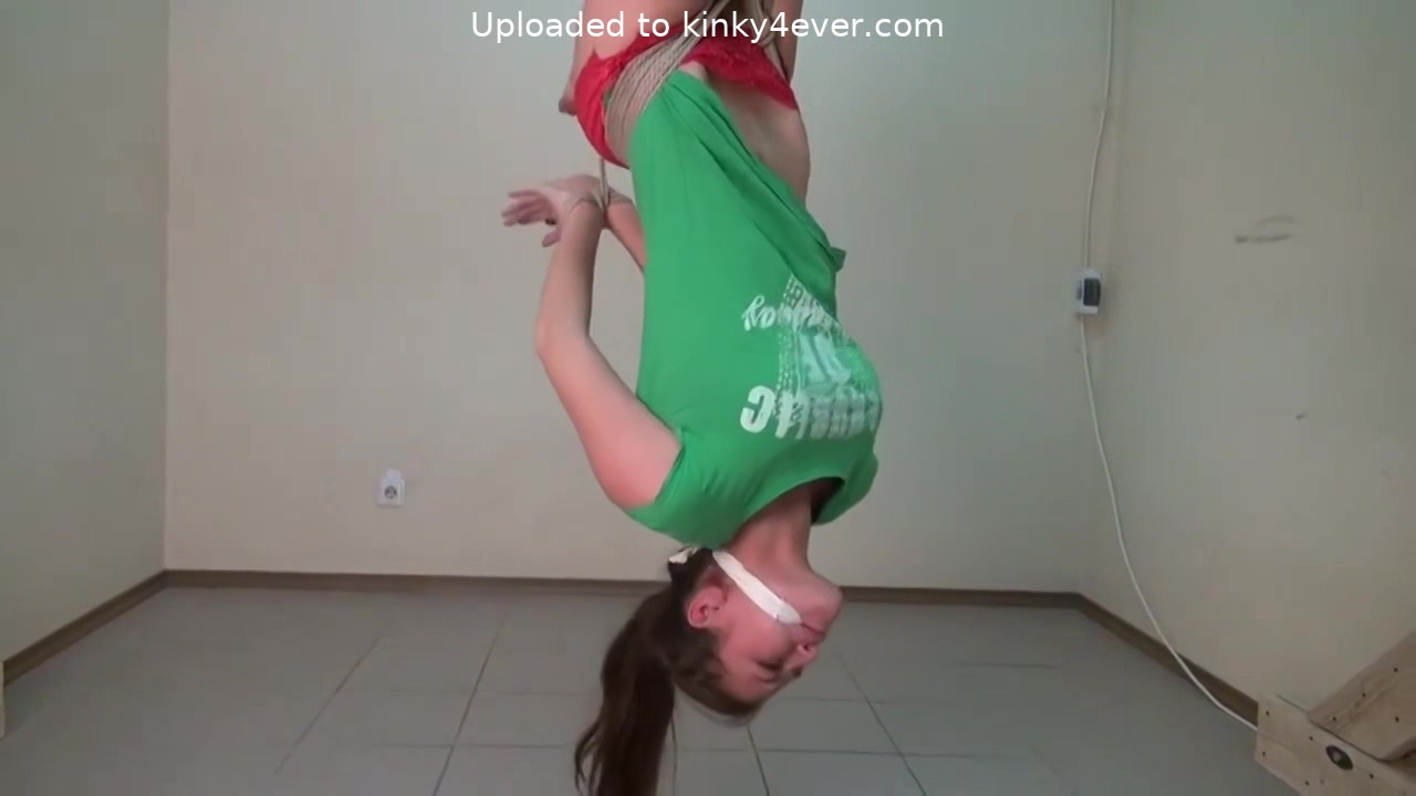 Roxanna Flying High Bondage Struggle