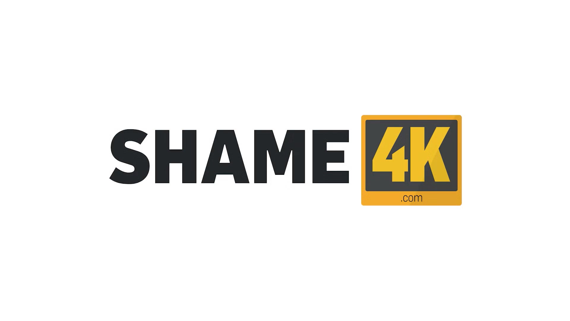SHAME4K. Dude takes selfies with nude mature woman and seduces her on sex