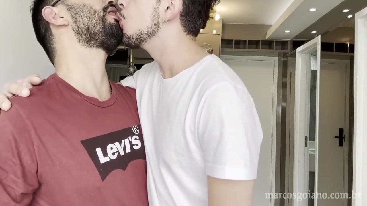 Dotadao Fodendo Gostoso A Minha Bunda 6 Min With Marcos Goiano And Gay Porn