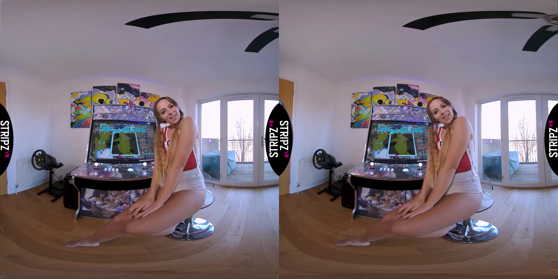 Squeeze - Hd Vr Striptease - Stripzvr