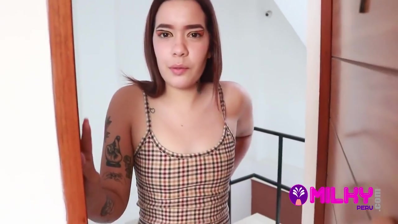 Venezuelan Cleaner Fucks While Eliminating Covid-19...she Takes The Semen From The Floor To Keep Her Job