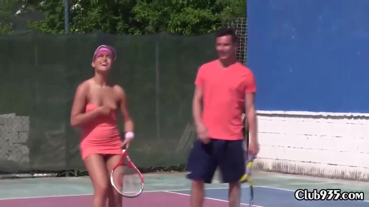 Two Tennis Chicks Screwed On The Court
