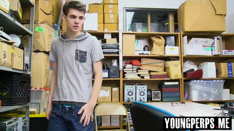 Pretty teen 18+ Thief Caught On Camera Applying Graffiti