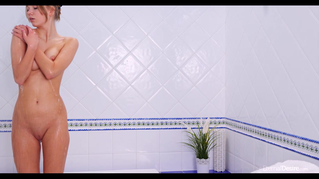 Liquid Lust - Luise