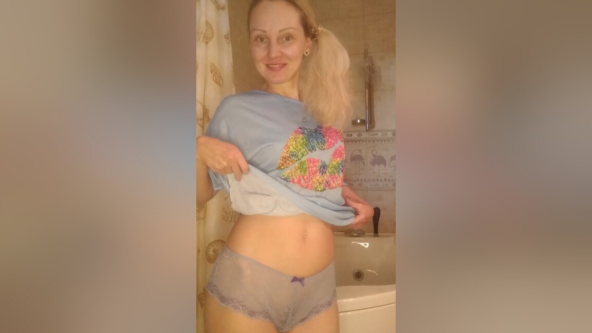Exquisite Grey Lingerie And Dildo Tasting - Ladyfoxxx