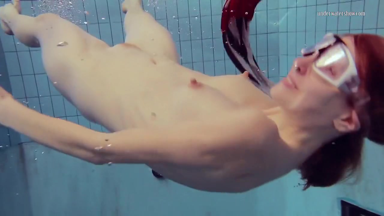 Nastya Super Underwater Hot Babe From Russia