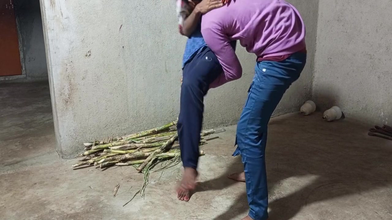 Mera Boyfriend Mujhse Milne Aaya Mere Room Me Mene Use Bulayi