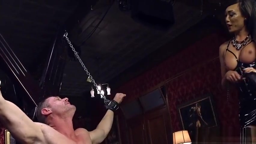 Politician gets anal fucked by tranny