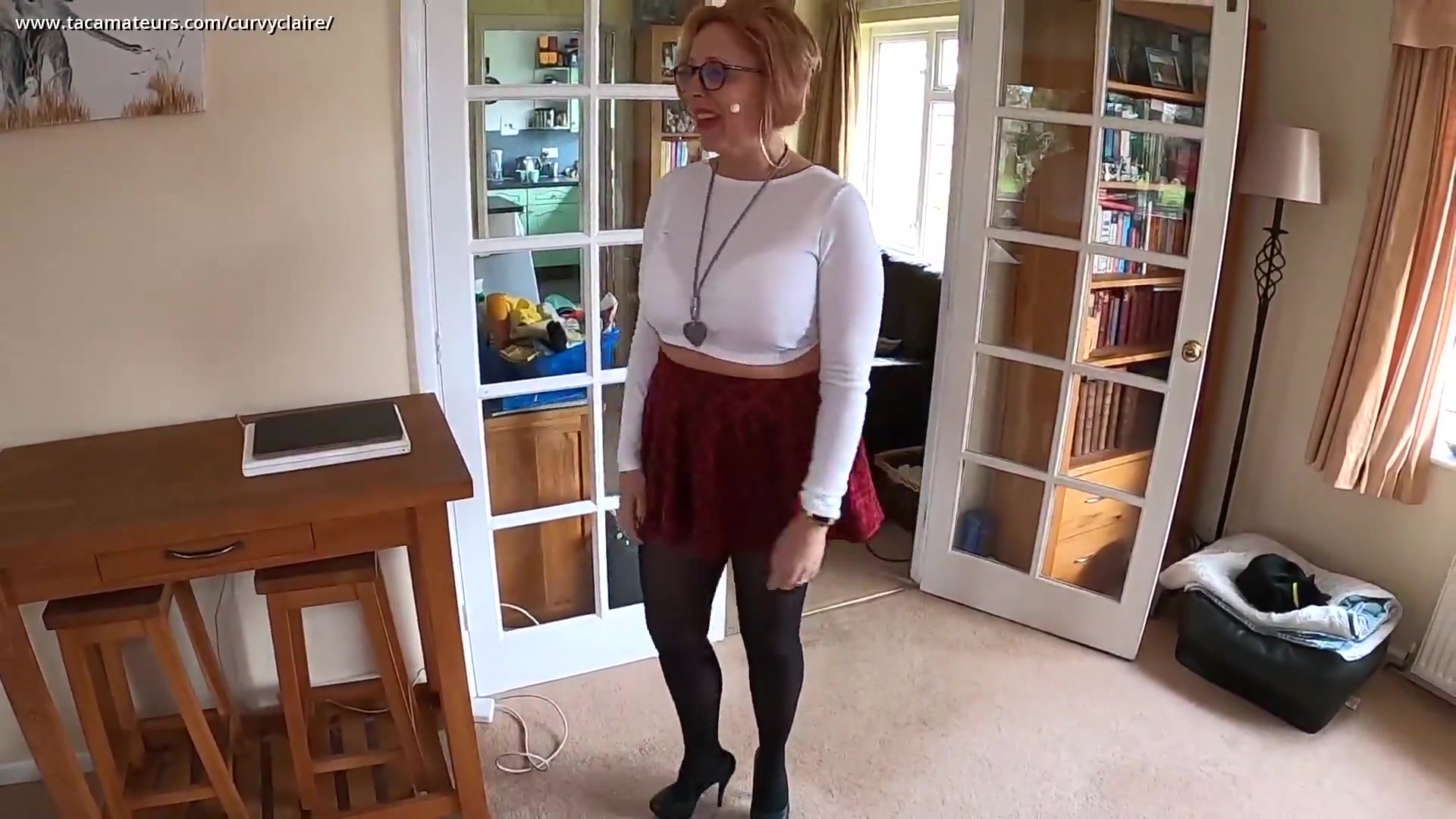 Shopping Horn Pt1 - CurvyClaire