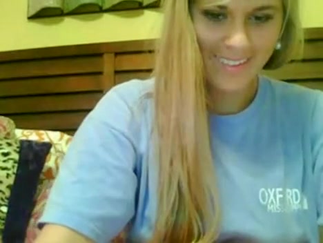Blonde wenches love when somebody is watching at them