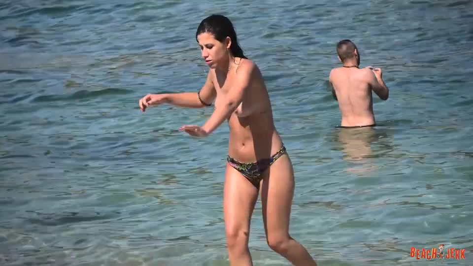 Hottie 18 #28 - BeachJerk