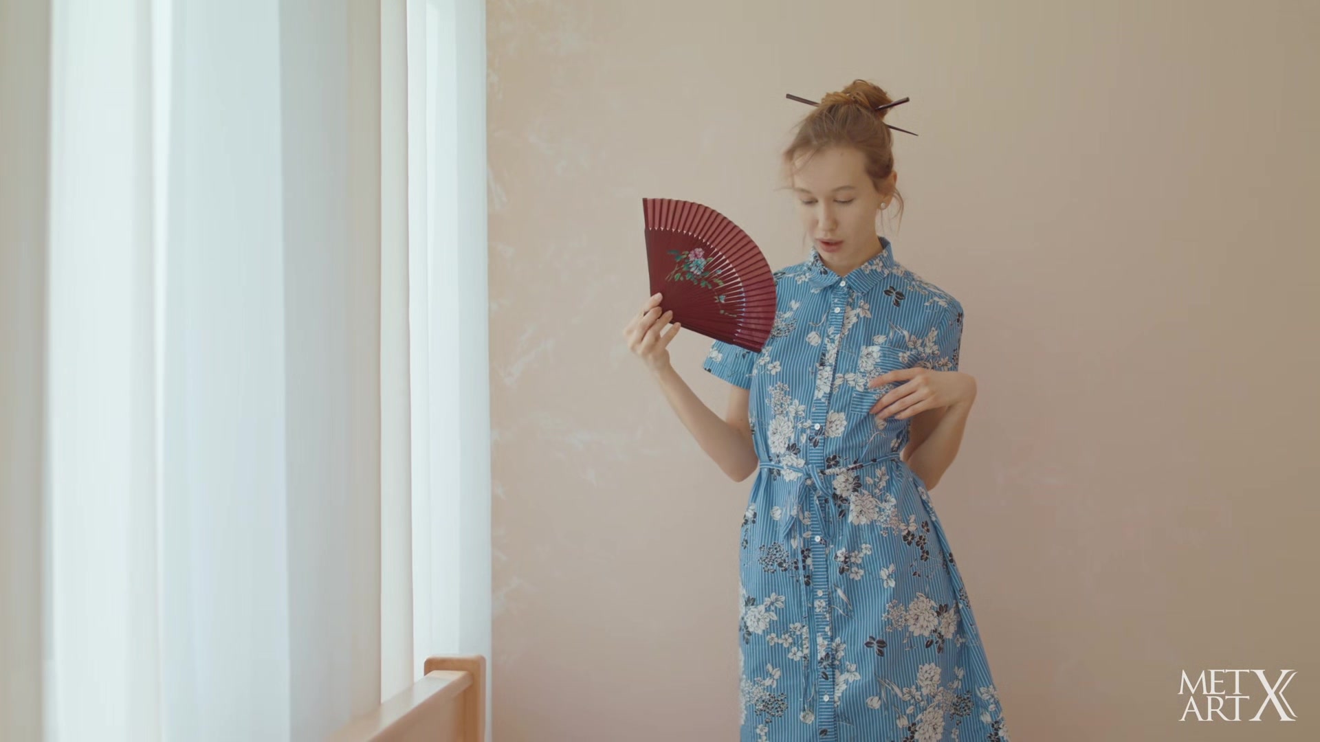 Fragrant Tea - Alice Bright - MetartX