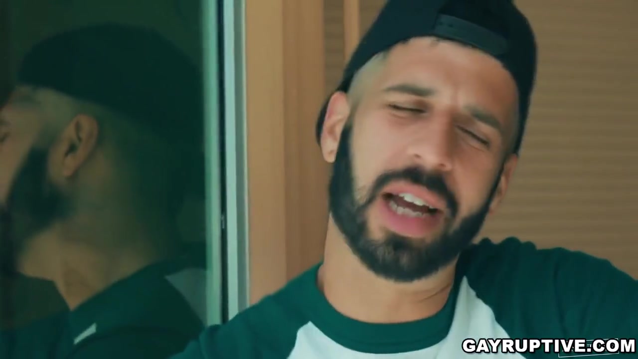 Gay Porn In Gay Homeless Man Anal Fucked By A Hunk Employee