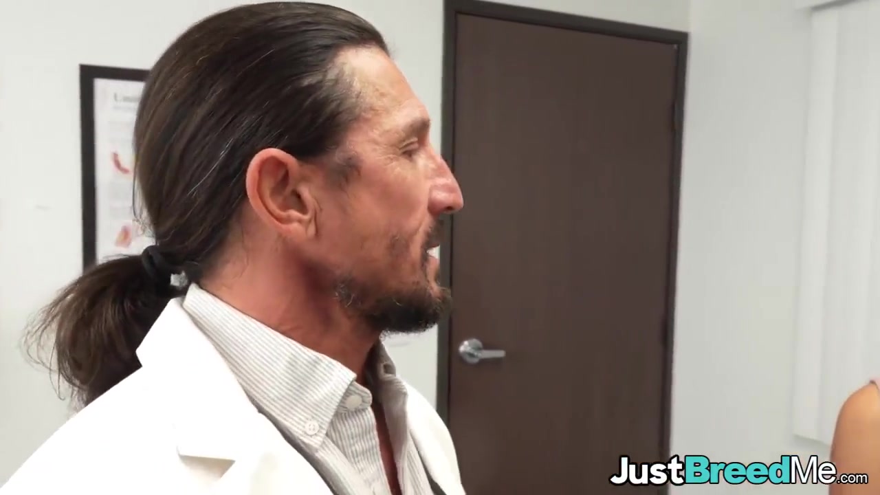 Saucy Wild Doctor Fucks Sexually Attractive Patient