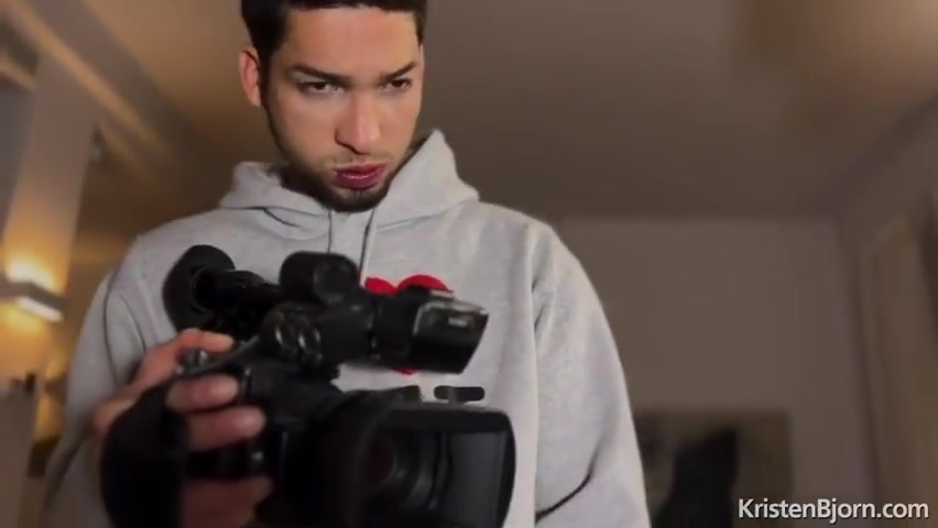 Stud Video Guy Fucks Two Studs