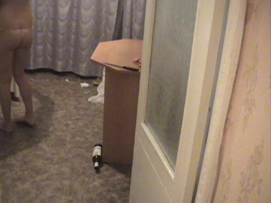 Alsa in a hot gal and a horny guy enjoy an amateur fuck
