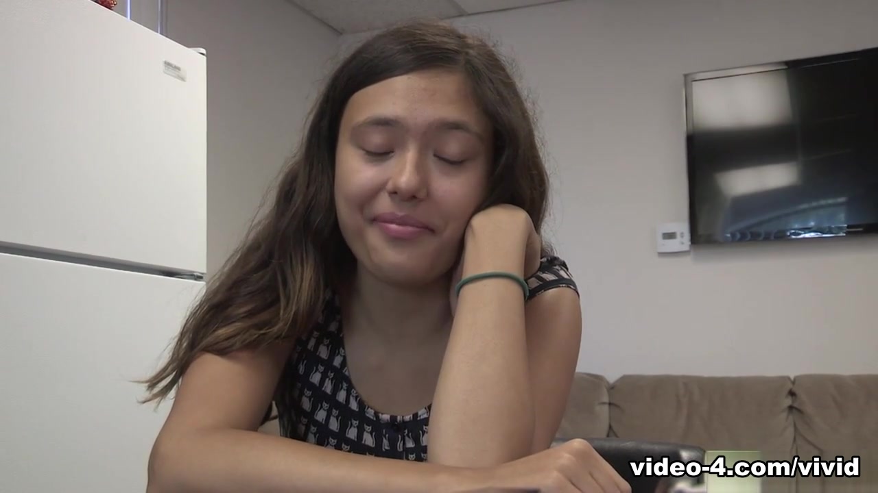 Mia Grand in Vivid Video: teen 18+ Step daughter shows her Step dad that she's all grown up