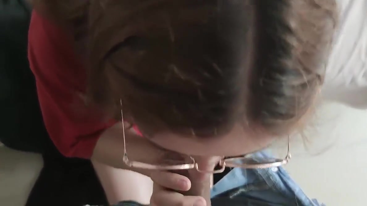 Shy Girlfriend Do A Blowjob Ends With Of Cum On Her Tits
