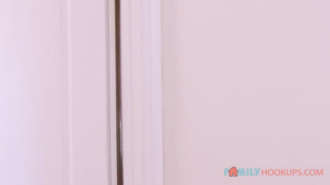 Catches Her Stepbro Jacking It With Bella Luna