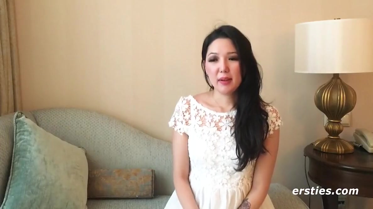Pure Delight Through Handicraft - Ameliya Is Very Intimate