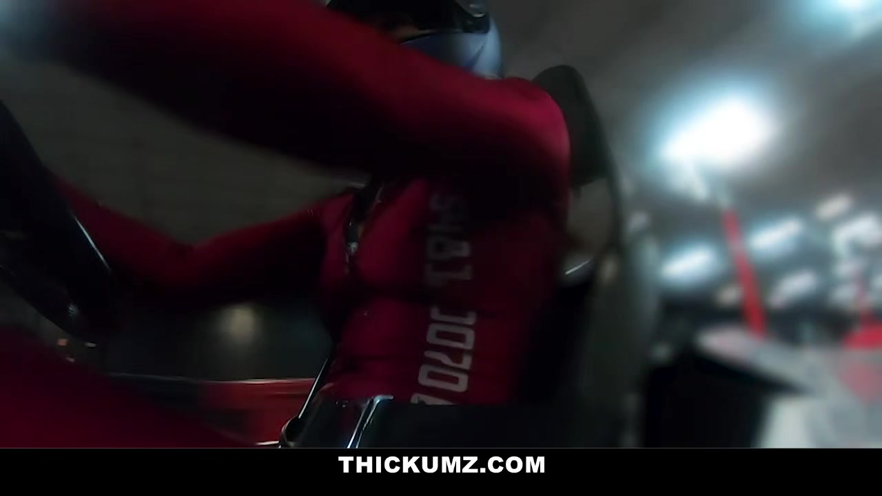 Thickumz - Phat Ass Vlogger Babe Rides A Go Kart