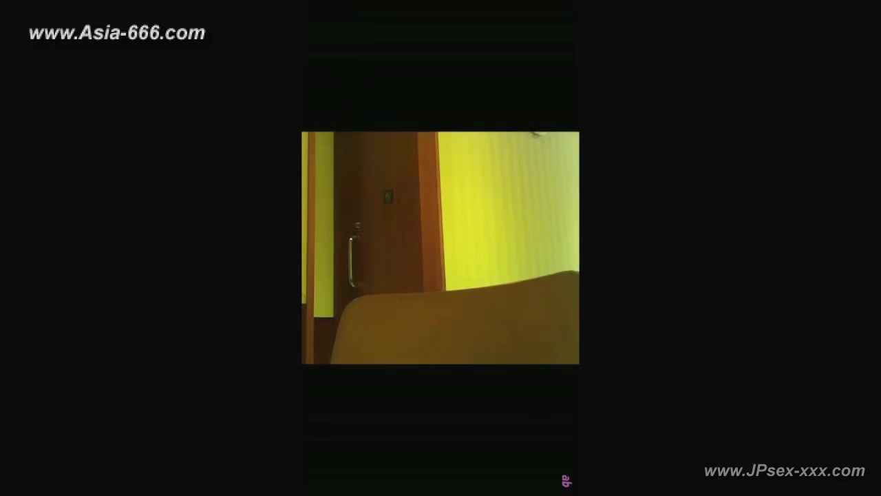 peeping Korean restaurant toilet.37