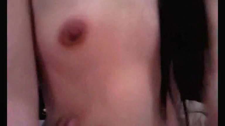 My Asian wife allowed to film for the first her bouncing tooshie