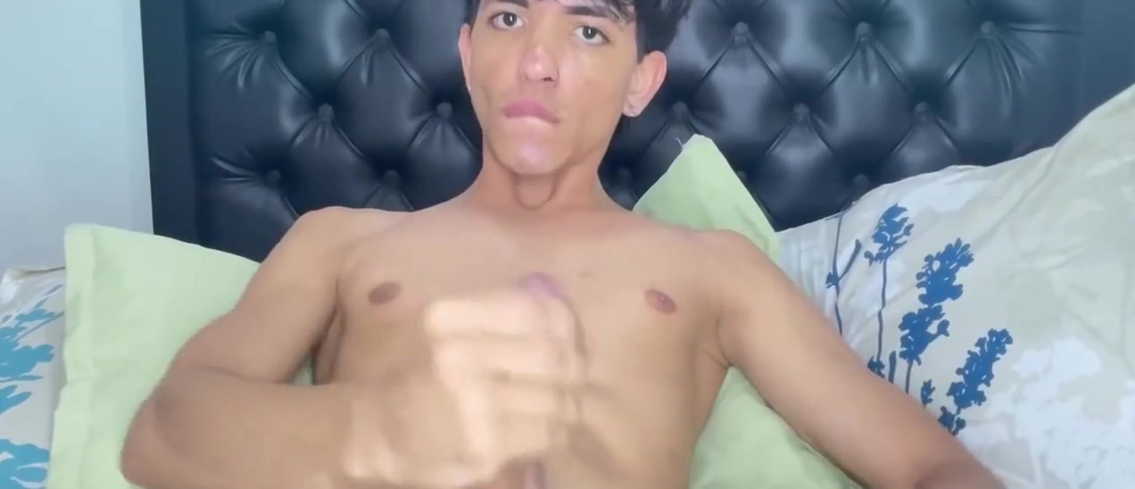 Isak Perverts In Isak Pervert Masturbates With Huge Latin Cock