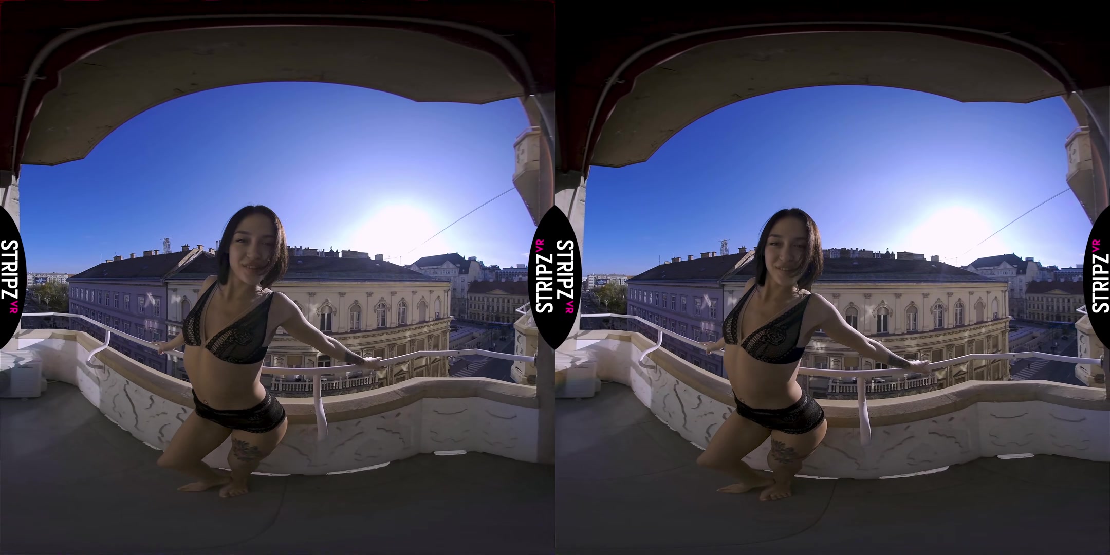 Foxy Lady - StripzVR