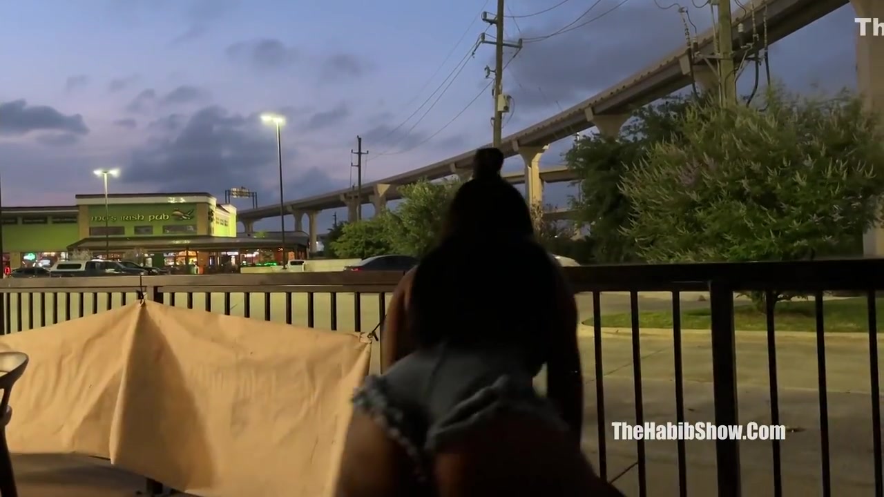Ambitious Booty Back It