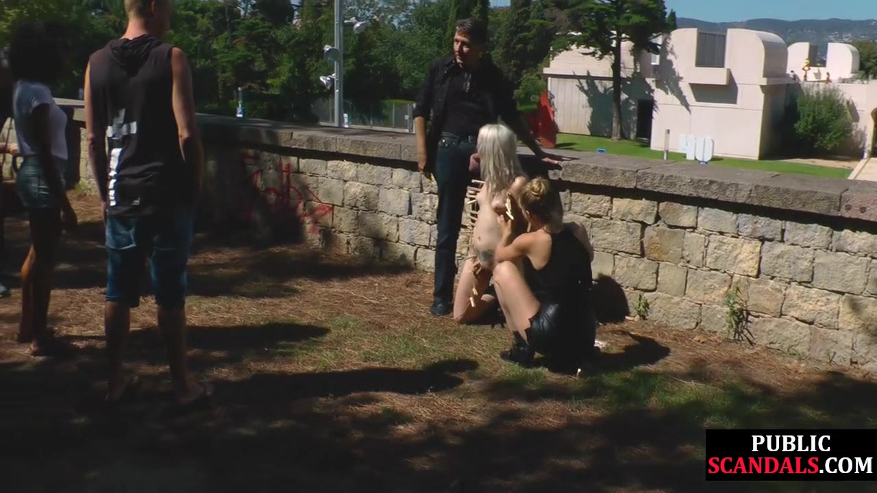 19yo slut in bondage trapped outdoor at public place