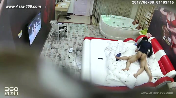 Hackers use the camera to remote monitoring of a lover's home life.305