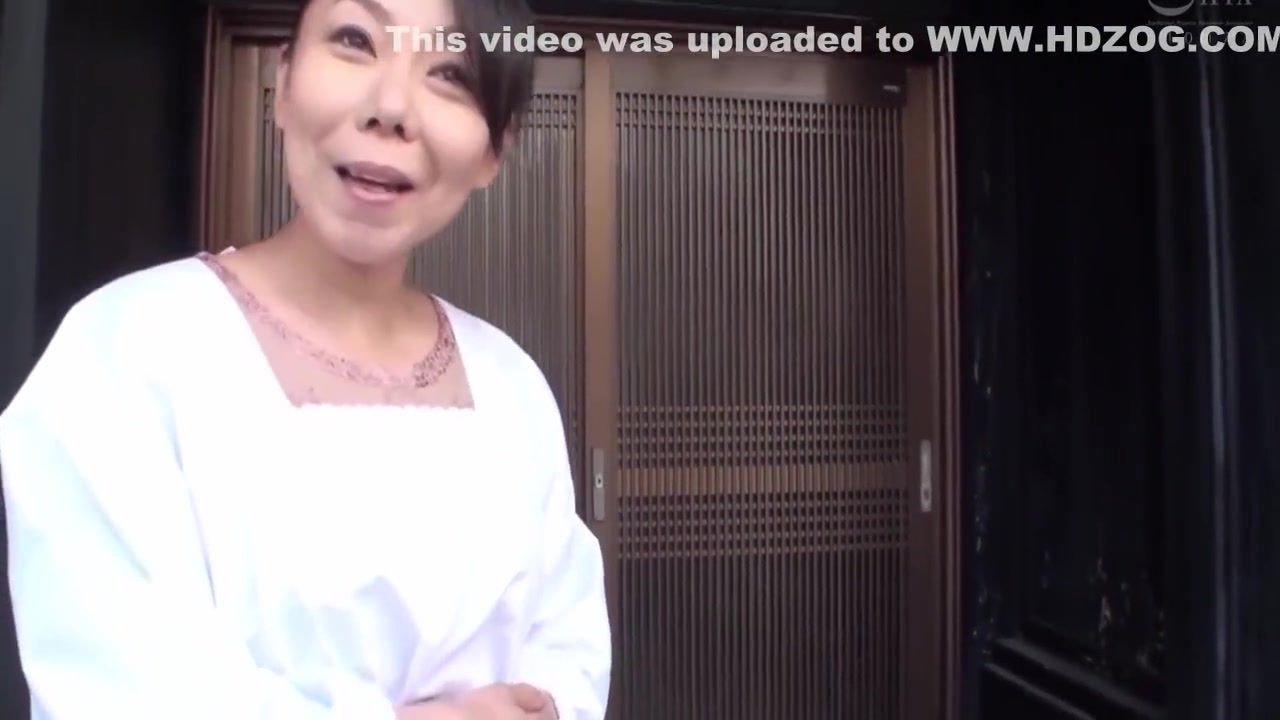 Both The Mature Woman Who Applied For The Av Appearance And The Men Who Have Applied For Them Are Av Photography