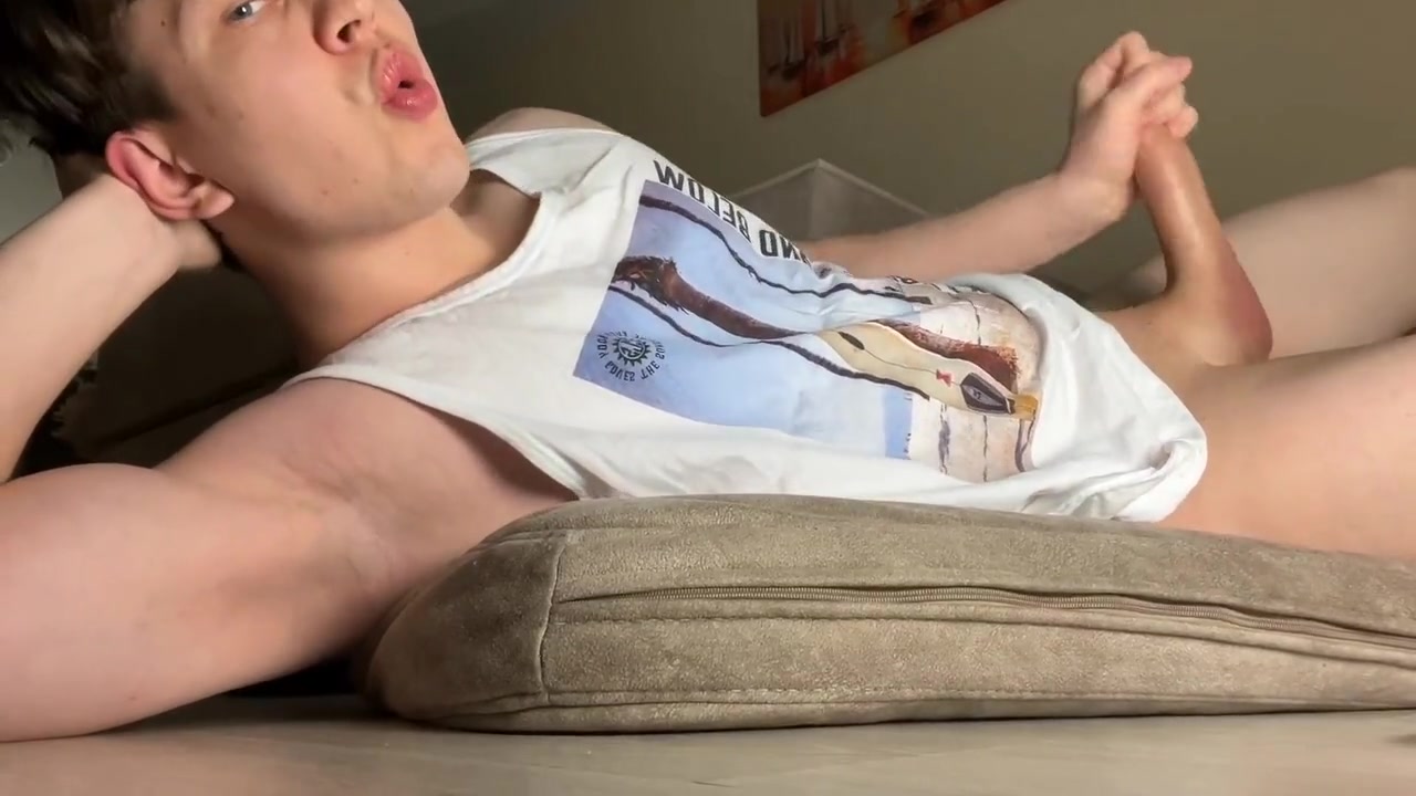 Hot teen 18+ With Huge Veiny Cock Masturbate Until Shaking Orgasm In The End