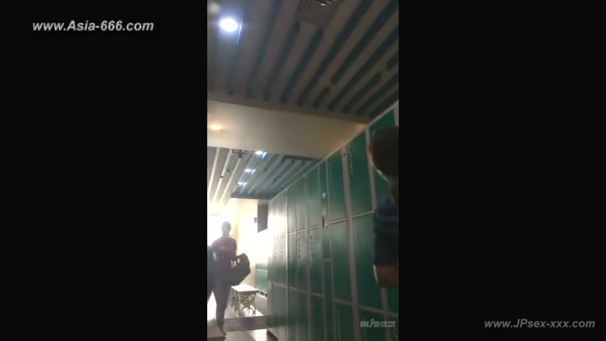 peeping chinese public bathroom.4