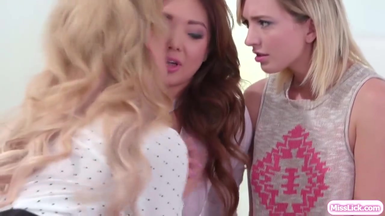 Do You Really Want My Stepmom To Lick Me - Eliza Jane, Ayumi Anime And Cherie Deville