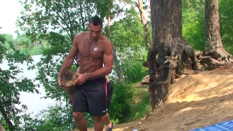 student 18+ sex friends on a picnic