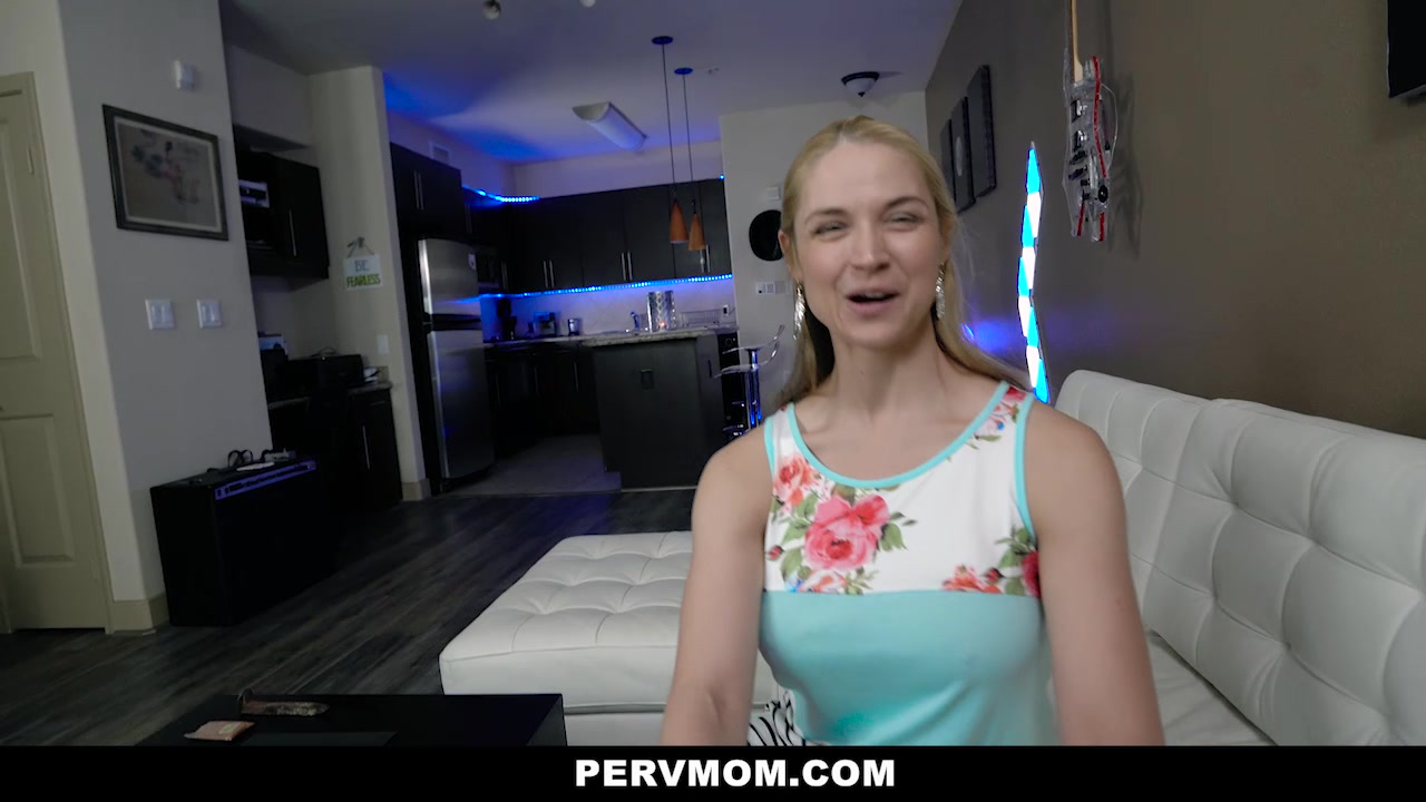 Sarah Vandella in Not Just A Fuck Stick - Pervmom
