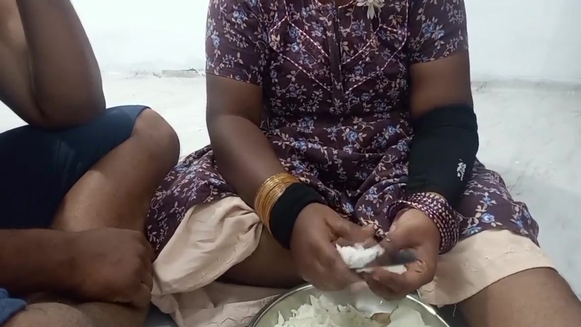 Desi Tamil Bhabhi Teaching How To Fuck Pussy For Husband Step brother Hot Tamil Clear Audio