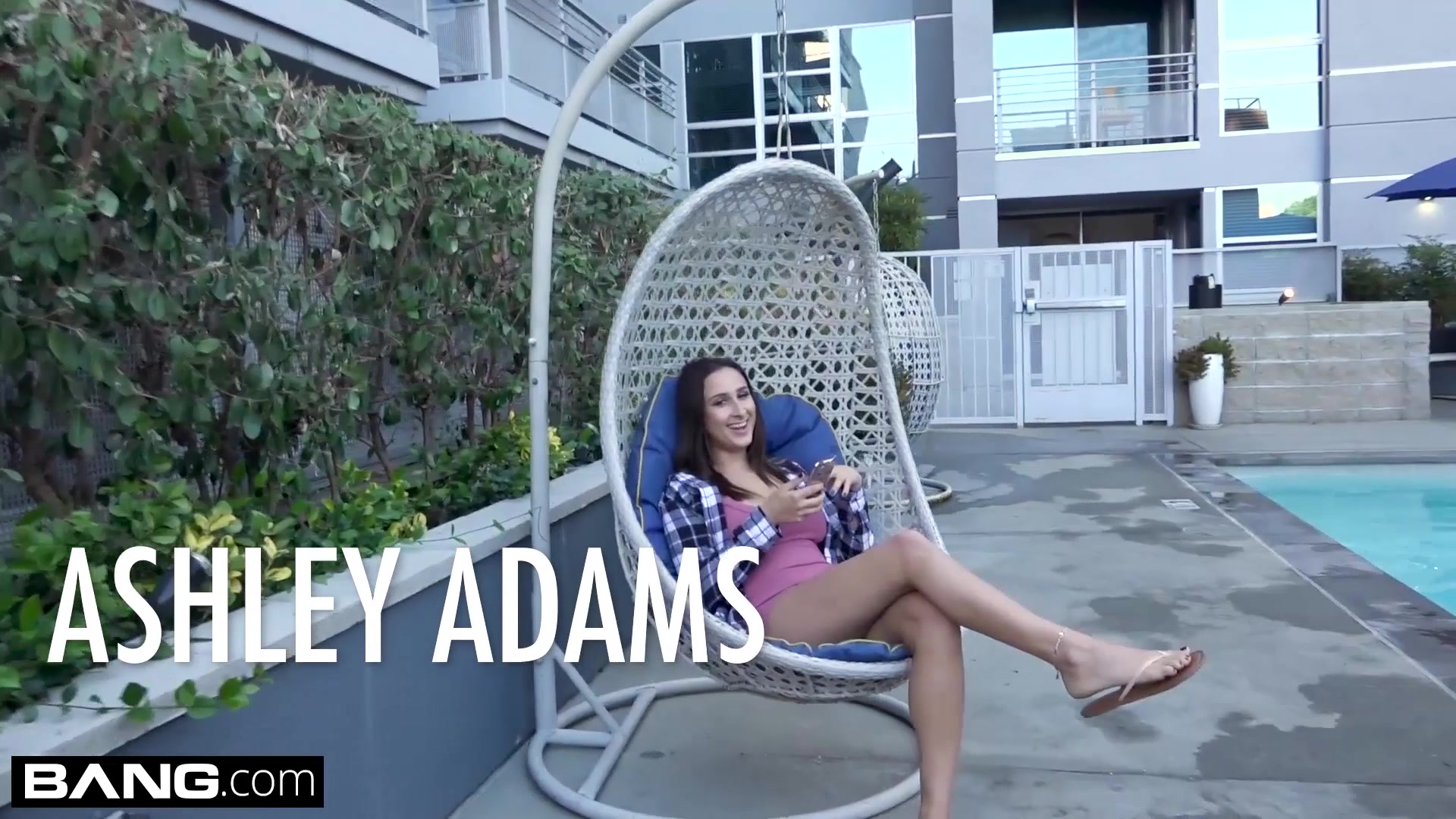 teen 18+ Ashley Adams fucks in a public gym