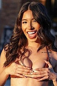 Camilla Cream