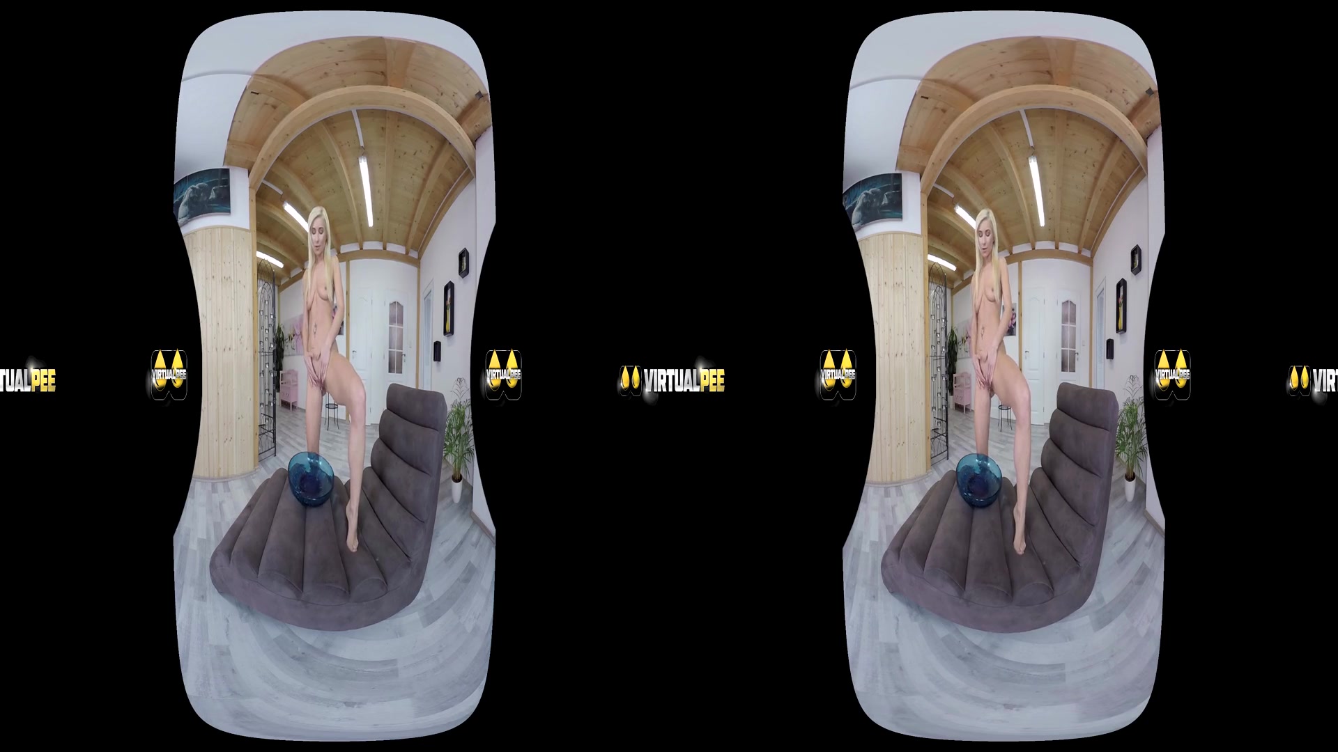 Vanessa Hell in Catching Her Stream - VirtualPee