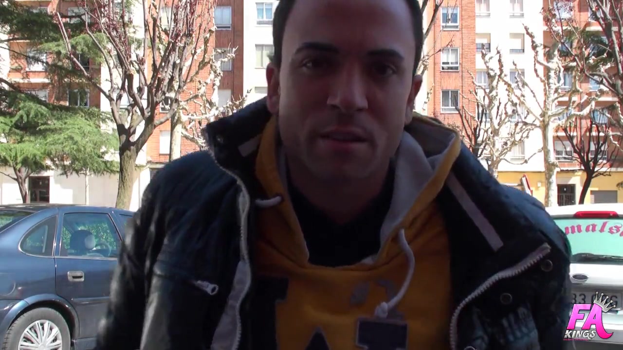 He films his girlfriend and sends us the video
