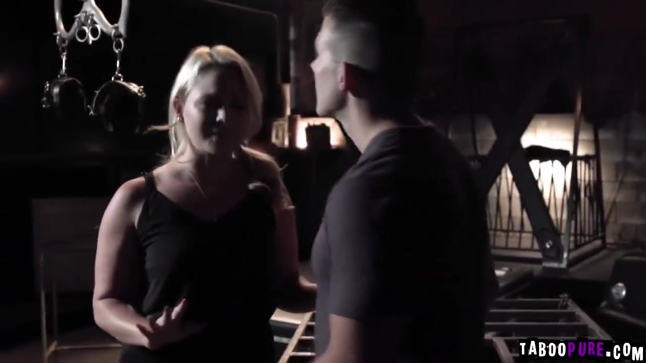 Codey Continue His Step dads Legacy,and Her Stepmom Lisey Is