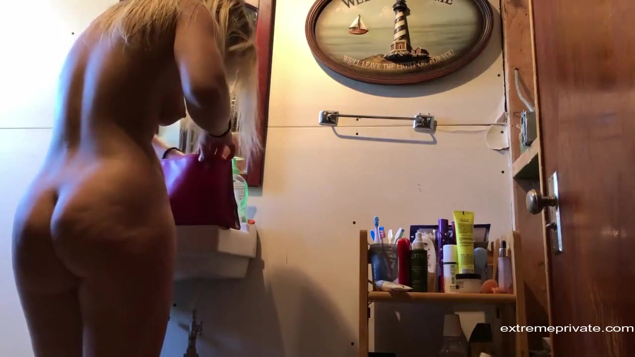 The Fitness Butt Of My Stepsister